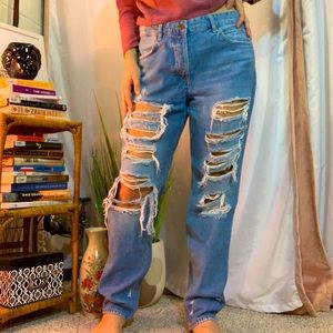 Ripped boyfriend jeans